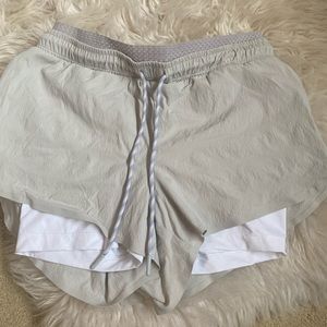 Athleta crest 2 in 1 shortie